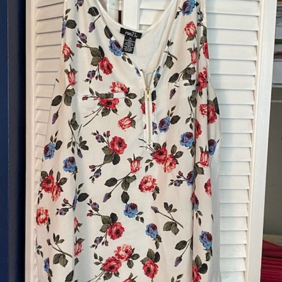 RUE 21 Top XL - Picture 1 of 3